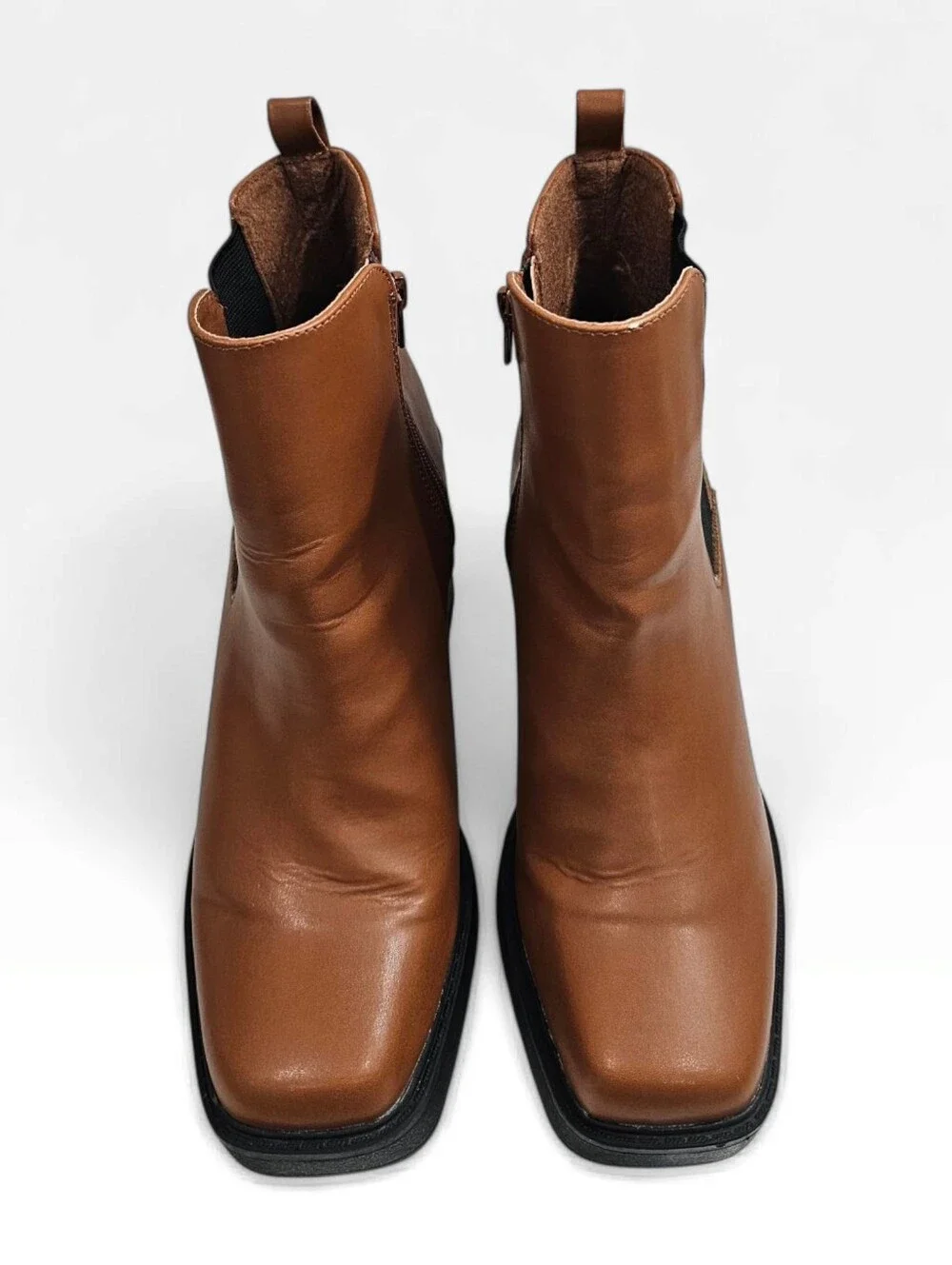 MIA Women Gwyn Chestnut Brown Vegan Leather Block Heel Ankle Chelsea Boots 7.5M
